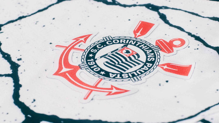 Complete a frase: o Corinthians anda mais sumido que… - UOL Esporte